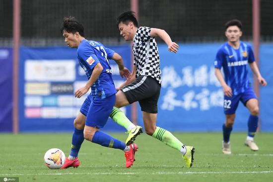 关于江苏苏宁客场击败青岛黄海，继续保持不败势头的信息