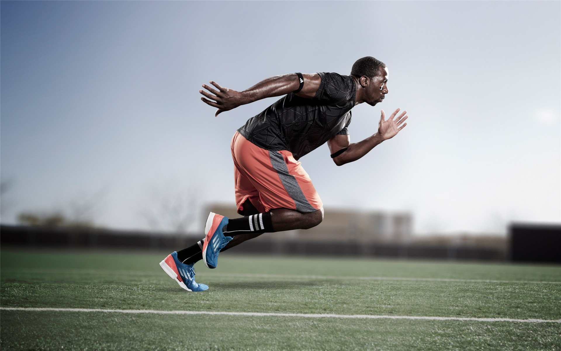 双城记，英超争冠焦点战与勇士决胜局的胜利启示