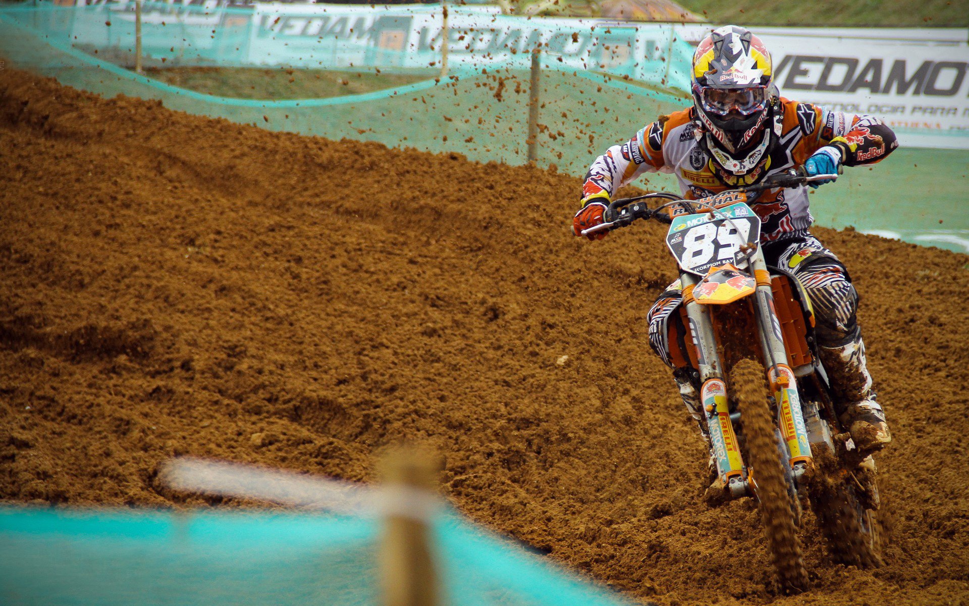 鹈鹕单节狂飙拉开广东队，西亚卡姆化身关键先生定乾坤